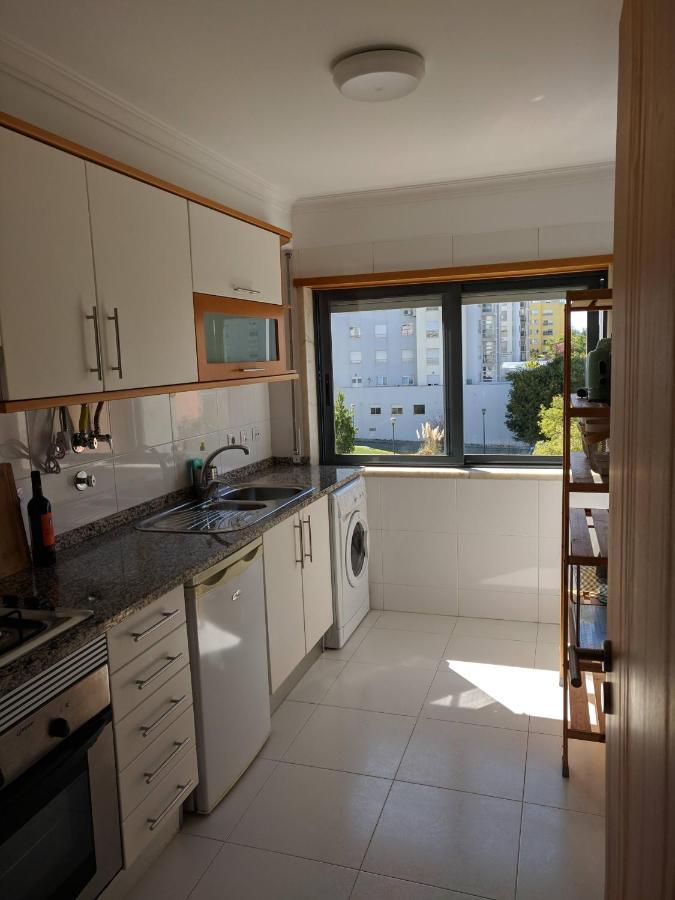 Apartamento Do Paco Do Lumiar Lisbon Luaran gambar